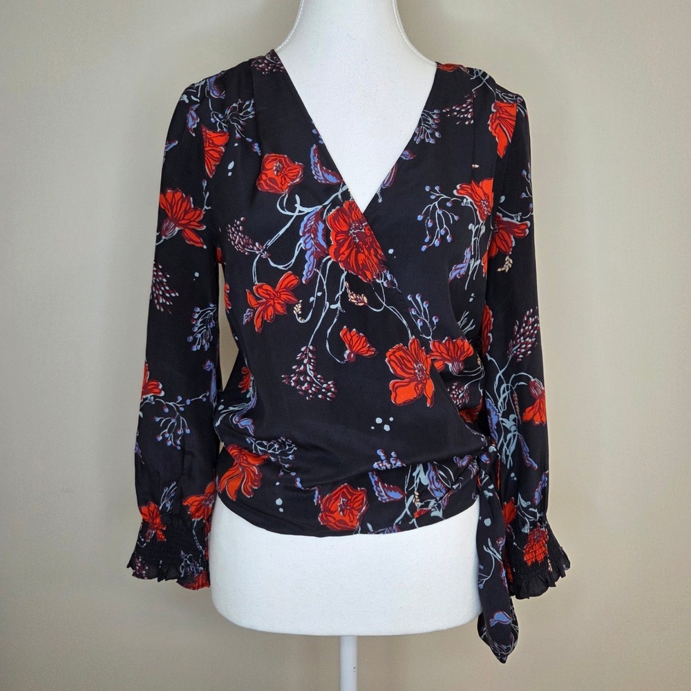 Madewell 100% Silk Wrap Top Black Floral Pleated Shoulder‎ Size XS